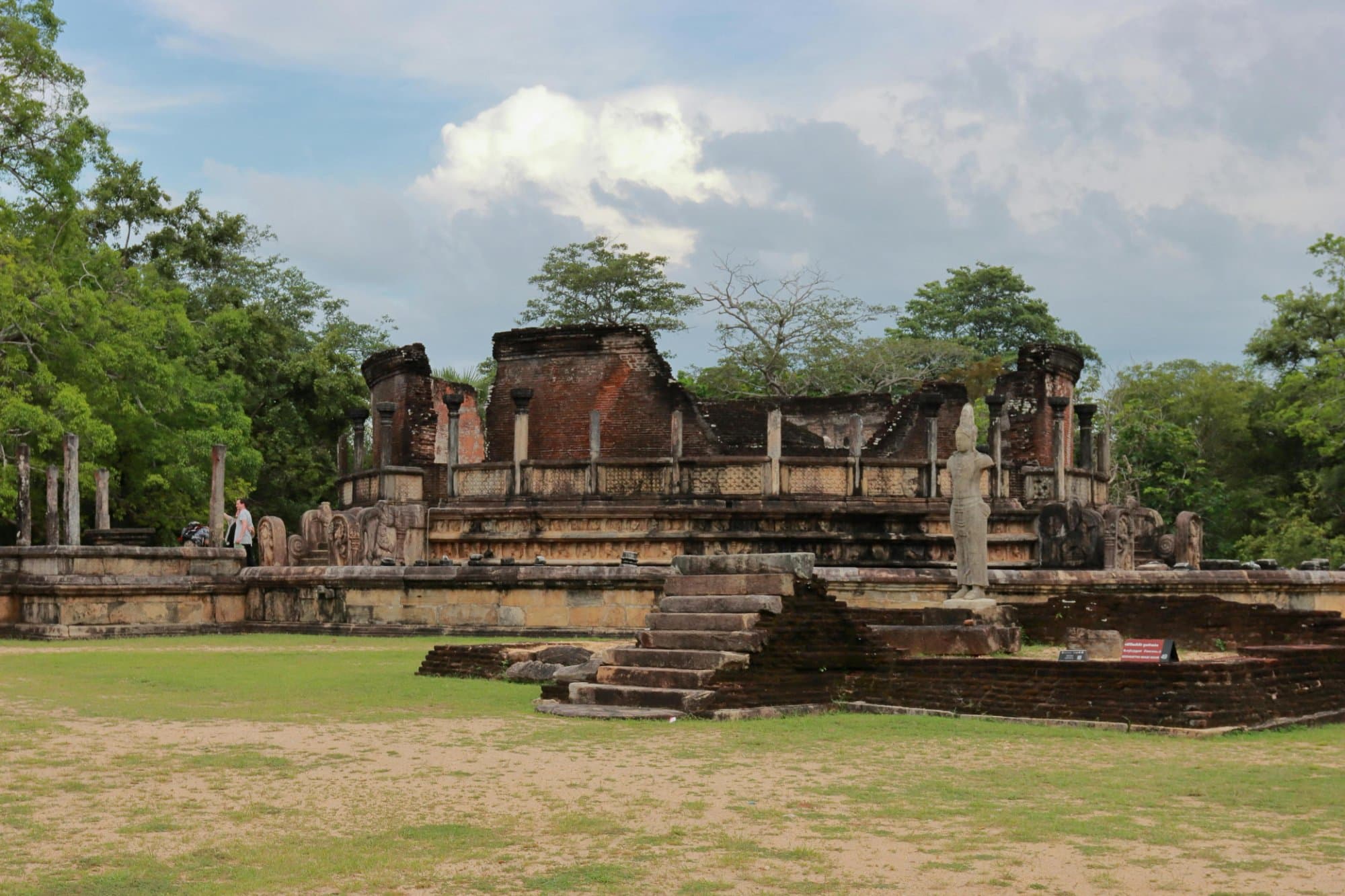 Polonnaruwa Ancient Ruins